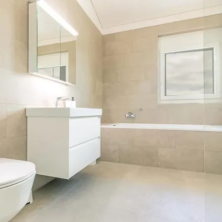 Stockhorn - Aare Jungfrau Ag שפיץ